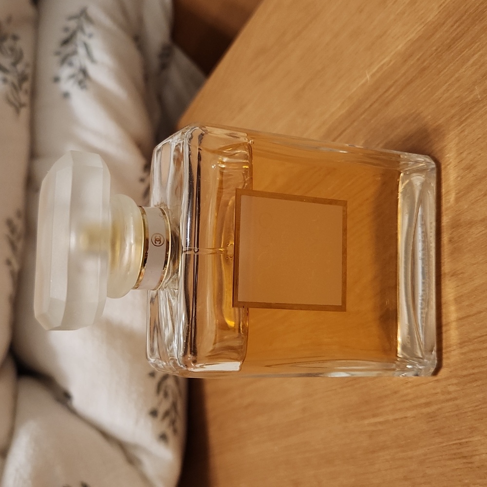 Chanel Coco Mademoiselle pefume